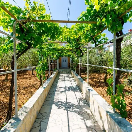 Ivana Tr - With Balcony And Sea View A4 * Trogir