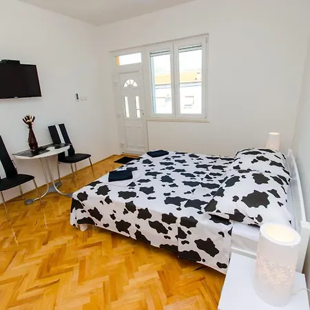 Ivana Tr - With Balcony And Sea View A4 * Trogir