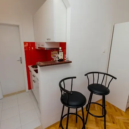 Ivana Tr - With Balcony And Sea View A4 Apartman